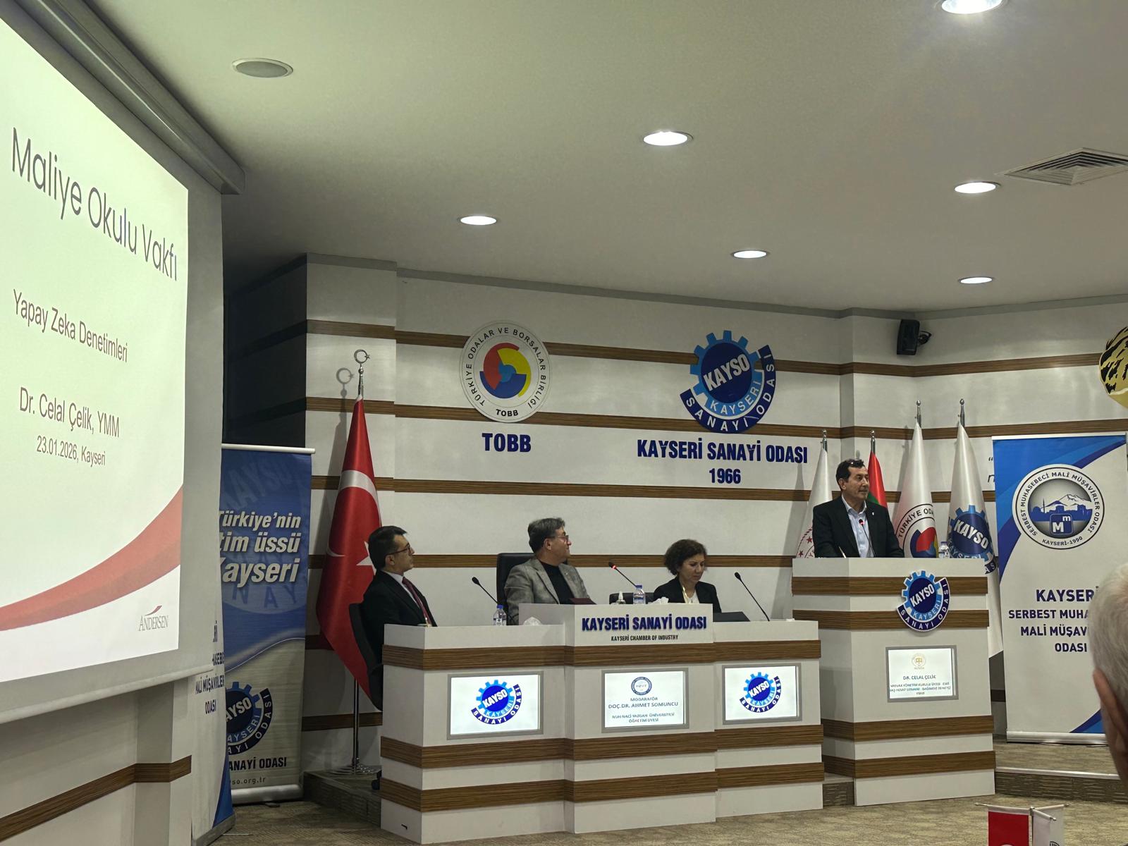 Kayseri Sanayi Odamızın Ev Sahipliğinde; Maliye Okulu Vakfımız ve Serbest Muhasebeci Mali Müşavirler Odamız İş Birliğiyle “Yapay Zekâ Denetimleri – KURGAN ve MASAK Denetim Yükümlülükleri” Paneli Düzenlendi.